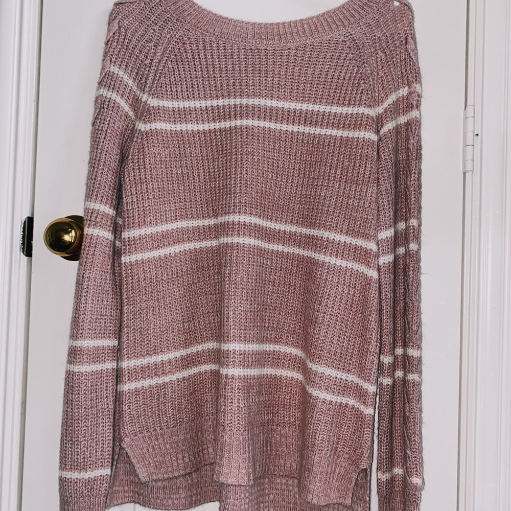 pink sweater
